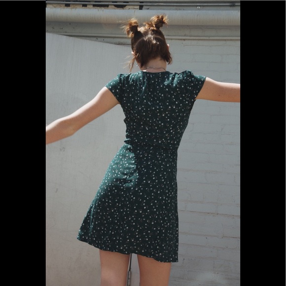 Brandy Melville Dresses Brandy Melville Green Floral Robbie Dress